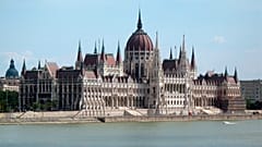 Donald Trump und Wladimir Putin werden sich in Budapest treffen, um über ein Ende des russischen Angriffskriegs gegen die Ukraine zu verhandeln. 