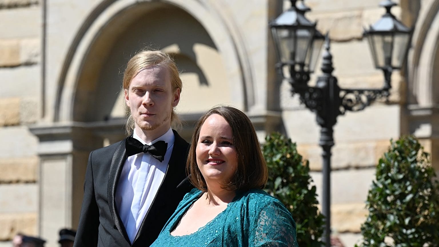 Grünen-Co-Chefin Ricarda Lang mit ihrem Freund in Bayreuth im Juli 2022