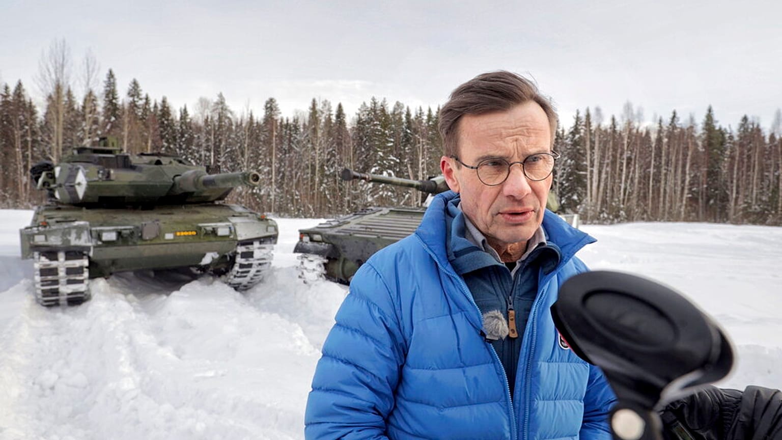 Tanques Leopard 2 que a Noruega fornece à Ucrânia