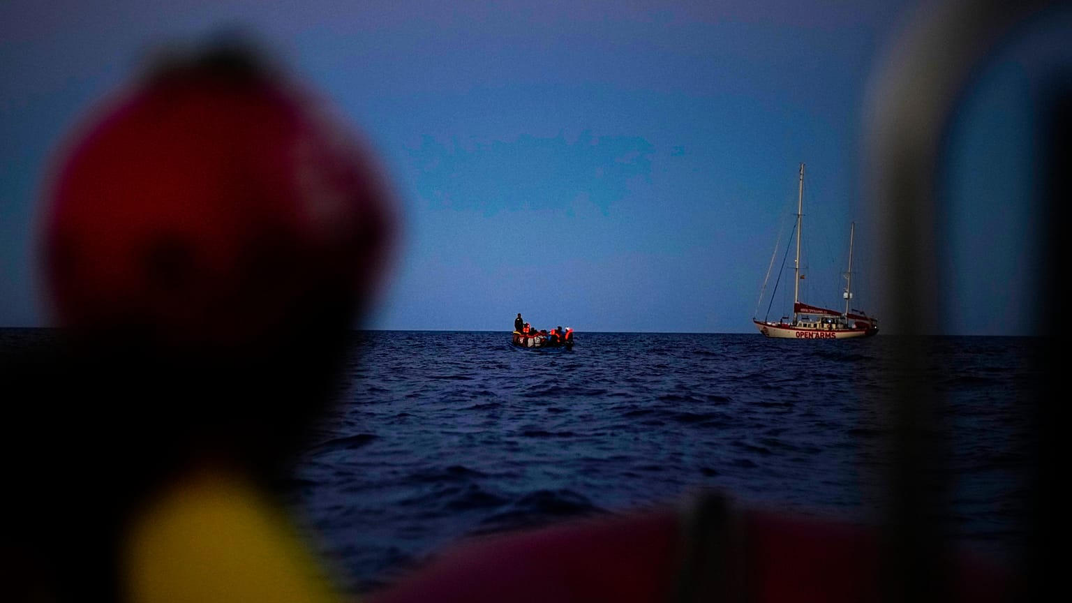 Migrantes a zarpar da Tunísia em agosto do ano passado