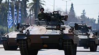 Στρατιωτική παρέλαση