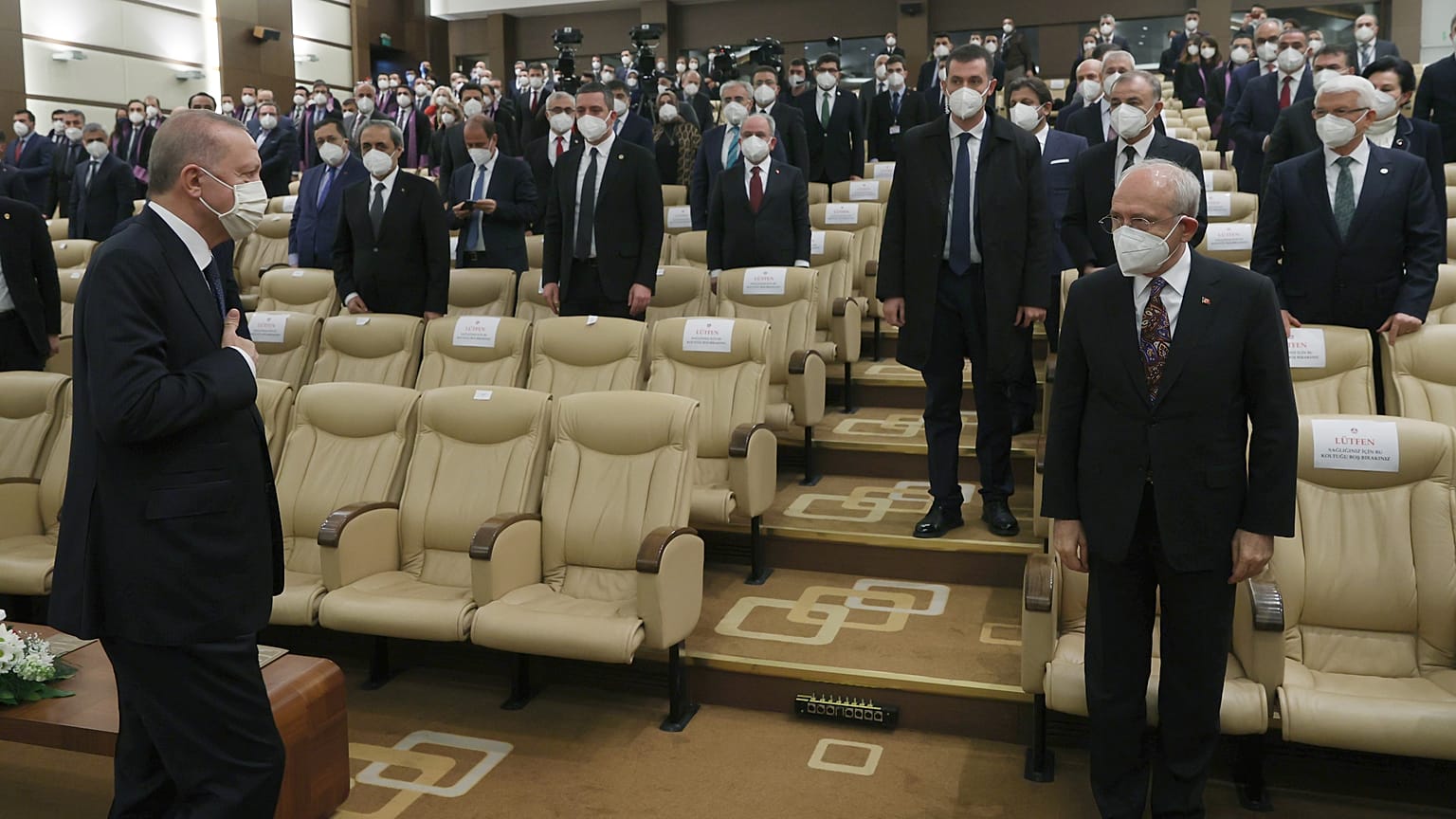 Cumhurbaşkanı adayları Recep Tayyip Erdoğan ile Kemal Kılıçdaroğlu (arşiv)