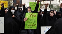 تجمع زنان حامی حجاب اجباری