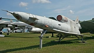 Un drone Tu-141 provoca 3 feriti in Russia