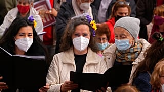 Χορωδία για την ειρήνη στην Ουκρανία στη Μαδρίτη
