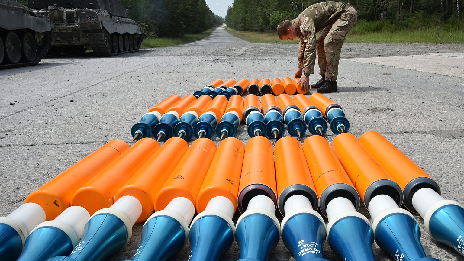 La semana pasada, Moscú acusó a Londres de proliferar armas nucleares cuando este anunció el envío de tanques Challenger 2 junto con proyectiles de uranio empobrecido.