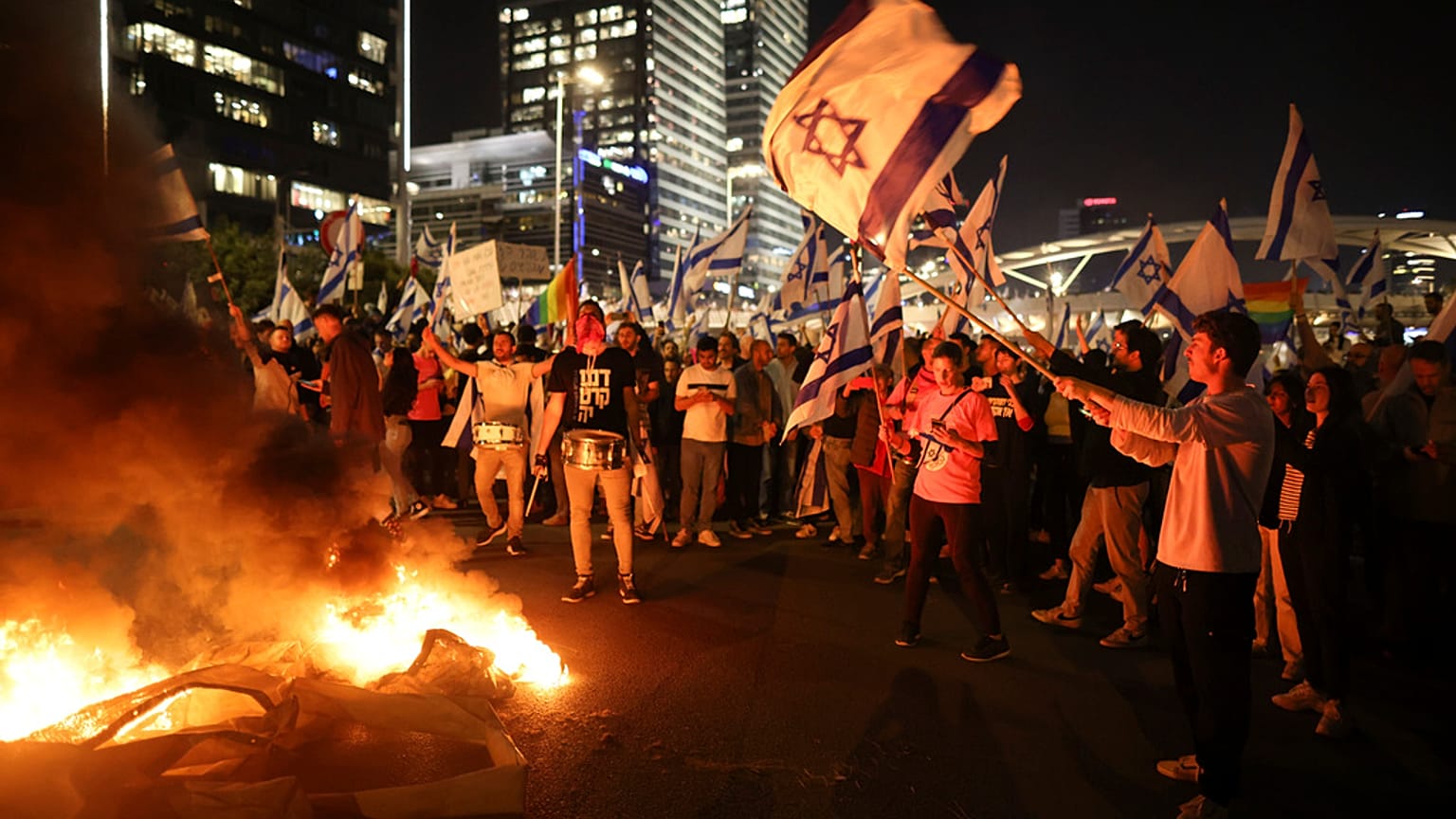 Manifestation à Tel-Aviv, Israël, le 26 mars 2023, contre la réforme judiciaire portée par le Premier ministre Netanyahou