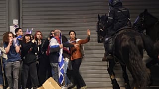 Полиция разгоняет акцию протеста в Тель-Авиве