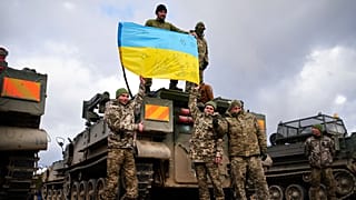 Украинские военные, проходившие обучение по управлению танками Challenger 2 в Великобритании