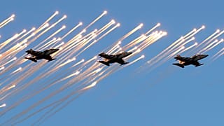 Rusya'nın “Su-25” model nükleer silah taşıyan bombardım uçakları 