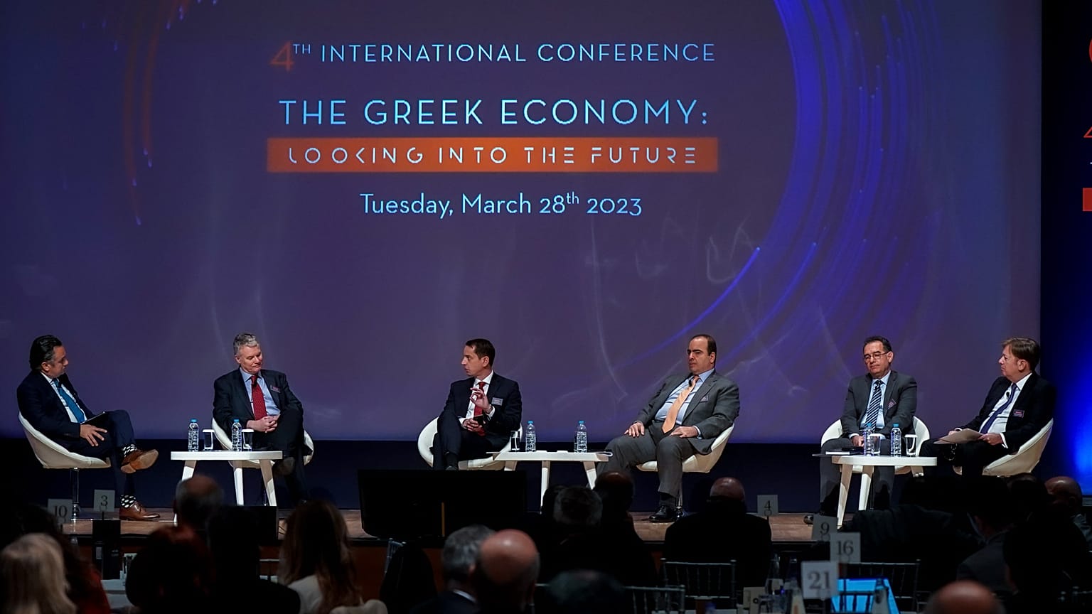 Το πάνελ για τη σημασία της επενδυτικής βαθμίδας στο στο 4ο Διεθνές Συνέδριο του ΟΕΕ