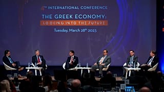 Το πάνελ για τη σημασία της επενδυτικής βαθμίδας στο στο 4ο Διεθνές Συνέδριο του ΟΕΕ