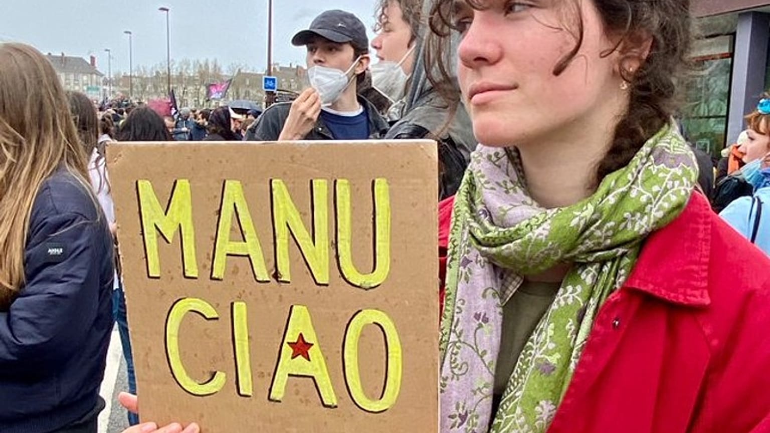 The best placards seen during the French pension protests