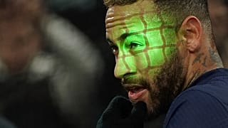 نيمار لاعب باريس سان جيرمان 