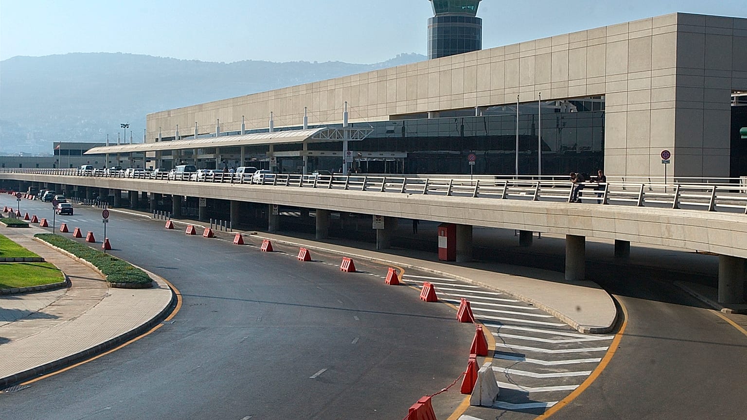 مطار بيروت الدولي 
