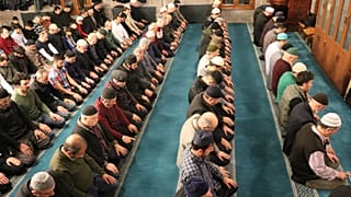 Erzurum'da hatimle teravih namazı kılınıyor 