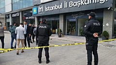 Zeytinburnu'ndaki İYİ Parti İstanbul İl Başkanlığı binasına silahlı saldırı düzenlendi