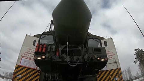 Una unidad del sistema de misiles balísticos RS-24 Yars