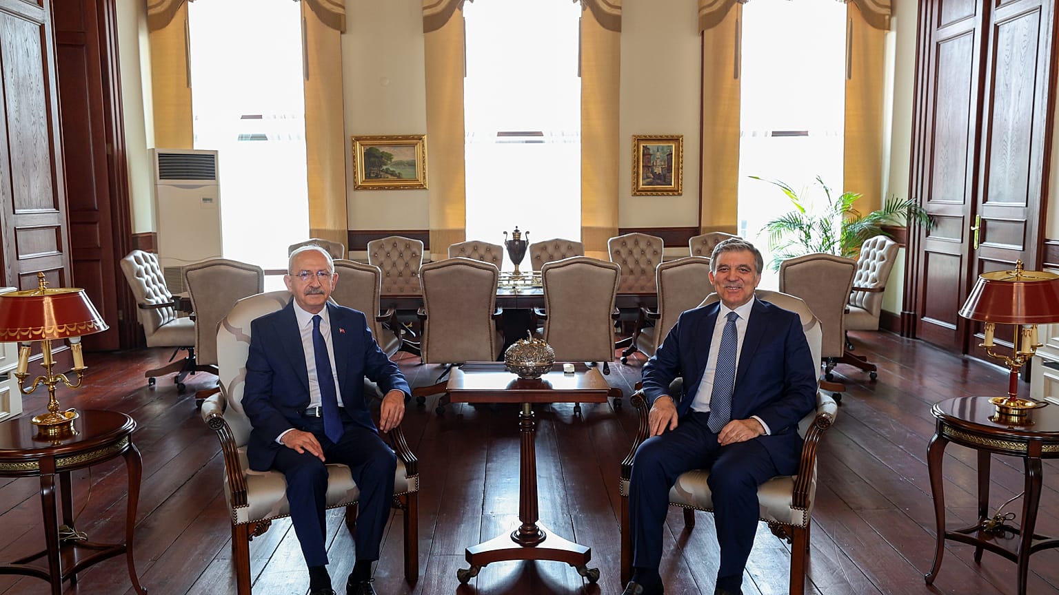 adayı CHP Genel Başkanı Kemal Kılıçdaroğlu, 11. Cumhurbaşkanı Abdullah Gül