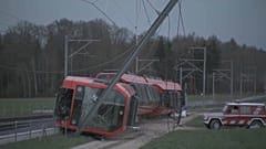 Le déraillements ont eu lieu près de Luescherz et Bueren zum Hof dans le canton de Berne