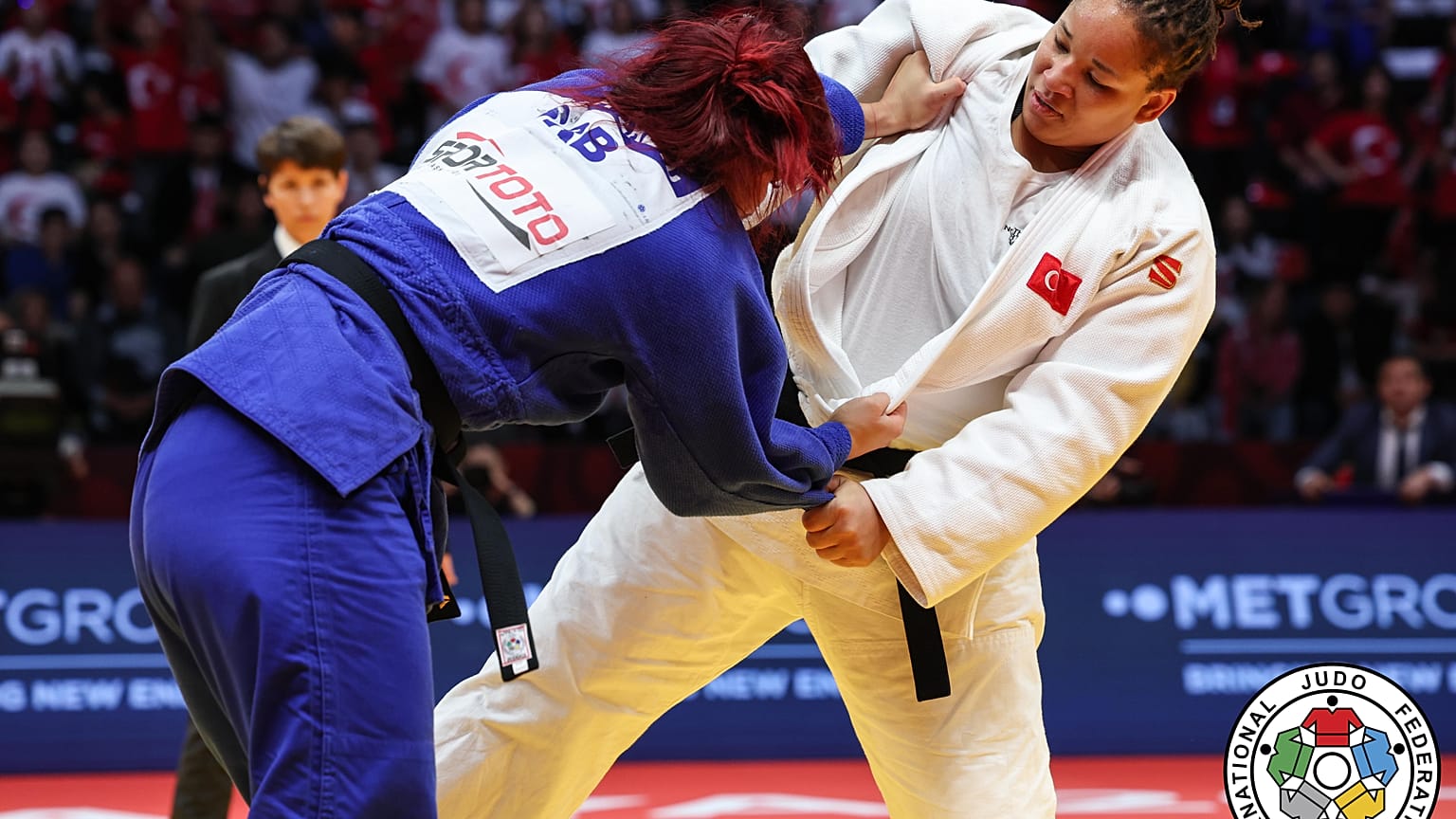Kayra Sayit deu à Turquia a única medalha de ouro neste Grand Slam
