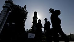 OPEC ülkelerinin petrol üretim kesintileri ne anlama geliyor?
