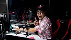 مقدّم برنامج "غوست راديو" ووتشارابول فوكجايدي 