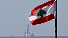 يحقّق القضاء اللبناني في قضية اختلاس 318 ألف دولار من سفارة البلاد في أوكرانيا