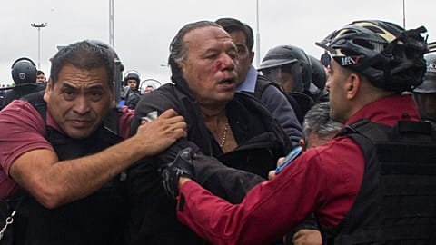 L'aggressione al ministro della provincia di Buenos Aires, Sergio Berni. 