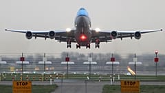 Amsterdam Schiphol Havalimanı