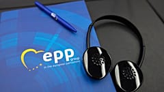 Die Europäische Volkspartei ist die größte Fraktion im Europäischen Parlament.