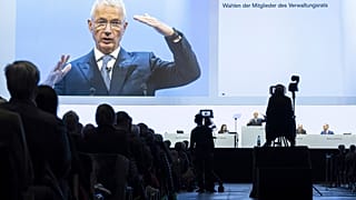 El presidente de Credit Suisse, Axel Lehmann, durante la junta de accionistas