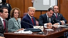 Donald Trump Manhattan Ceza Mahkemesi'nde