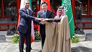 Chinas Außenminister Qin Gang gibt in Peking den Vermittler