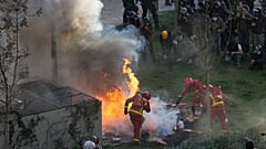 Протесты против пенсионной реформы во Франции не угасают