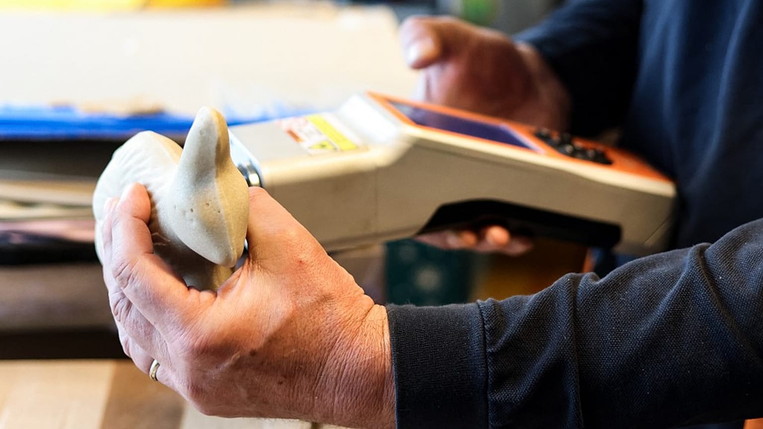 Der Schoko-Osterhase im Drogencheck