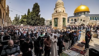 صلاة الجمعة الثالثة من رمضان في المسجد الأقصى