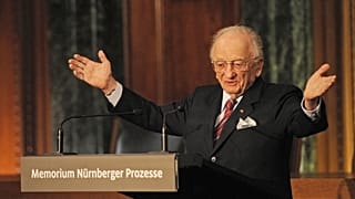 Ben Ferencz a perek évfordulóján