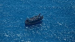 400 мигрантов терпят бедствие в водах Мальты.