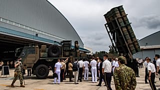 Japon Öz Savunma Kuvvetleri'ne ait Tip-12 karadan gemiye füze fırlatma ünitesi