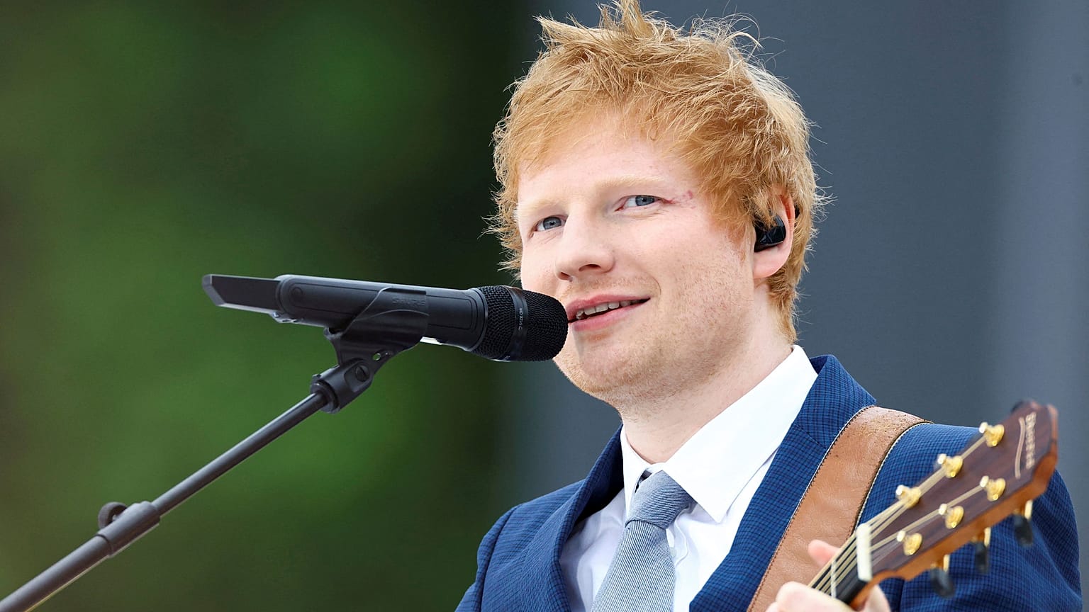 ritish singer Ed Sheeran performs during the Platinum Jubilee Pageant, in London on June 5, 2022. 