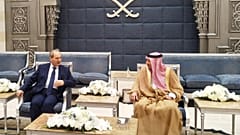 وزير الخارجية السوري فيصل المقداد يلتقي في جدة مع نائب وزير الخارجية السعودي وليد الخريج. 12.04.2023