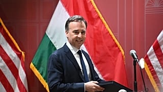 Вашингтон ввёл санкции против Международного инвестиционного банка (МИБ), в котором доминирует Россия.