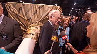  وارن بافيت رئيس مجلس إدارة والمدير التنفيذي لـ Berkshire Hathaway