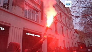 Nem csillapodnak a tüntetések