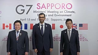 Министры энергетики и экологии стран G7 прибывают в Саппоро