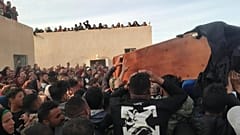 جنازة لاعب كرة القدم التونسي نزار عيساوي 