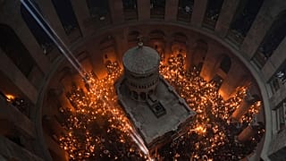 Церемония схождения Благодатного огня в Иерусалиме, Израиль. 15 апреля 2023.