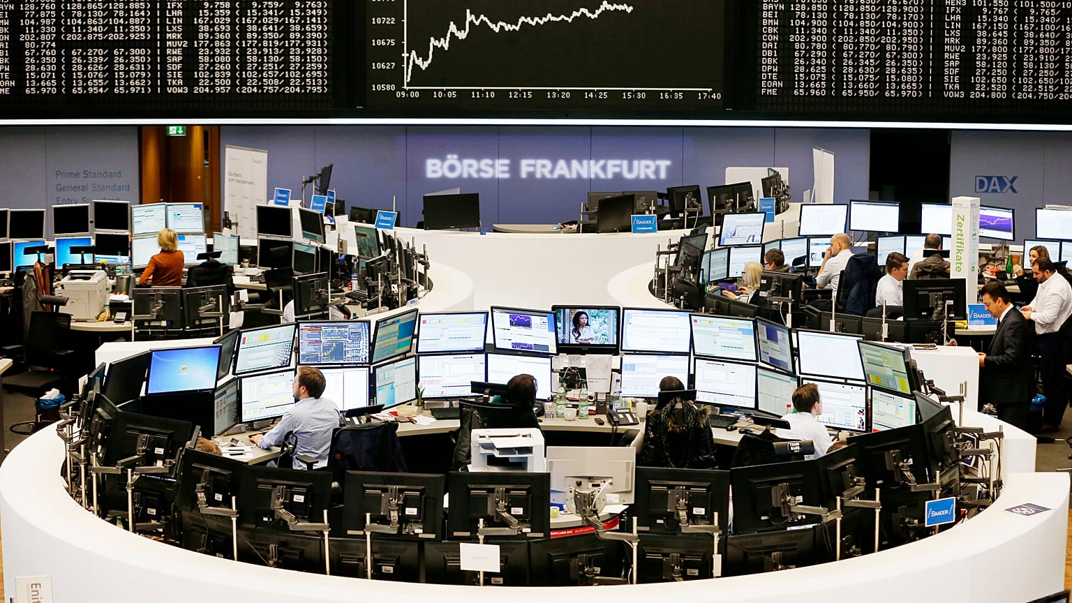 مؤشر الأسهم الألمانية (DAX) في بورصة الأسهم في فرانكفورت