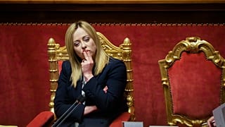 Italiens Ministerpräsidentin Giorgia Meloni ist seit 6 Monaten im Amt